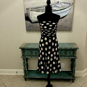 Ann Taylor beautiful strapless dress size 4